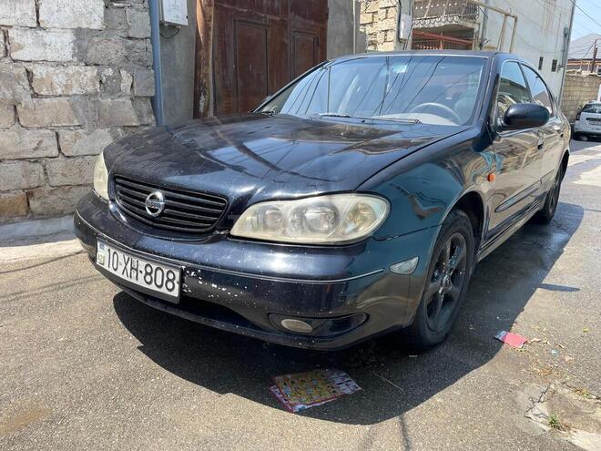 Nissan Maxima-5