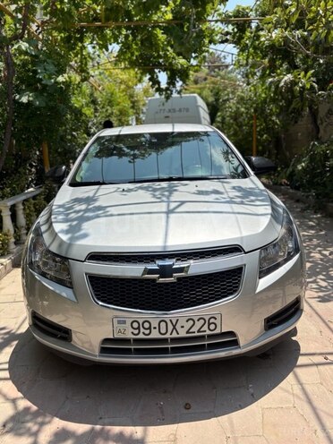Chevrolet Cruze-1