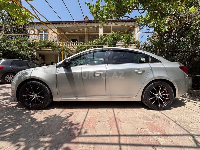 Chevrolet Cruze-3