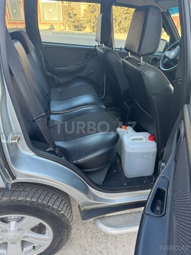 Chevrolet Niva 2015, 61,000 km - 1.7 l - Quba