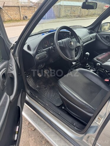 Chevrolet Niva 2015, 61,000 km - 1.7 l - Quba