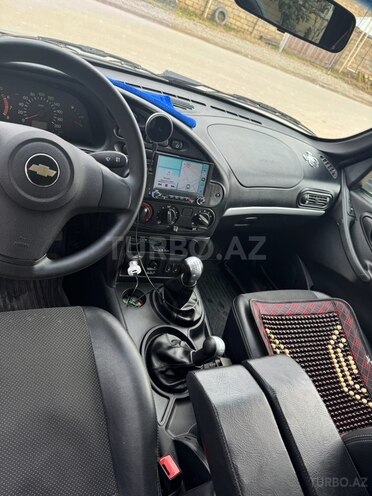 Chevrolet Niva 2015, 61,000 km - 1.7 l - Quba