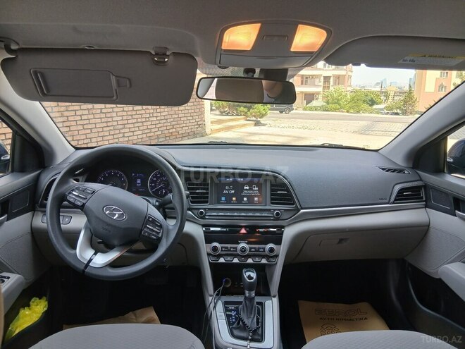 Hyundai Elantra 2019, 103,000 km - 2.0 l - Bakı