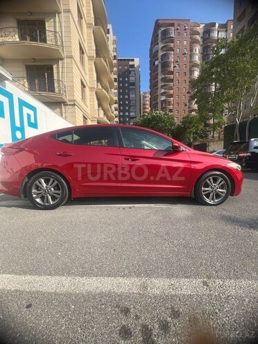 Hyundai Elantra 2018, 145,000 km - 2.0 l - Bakı
