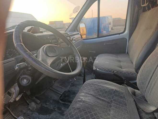 GAZ Sobol 2003, 605,000 km - 2.4 l - Sumqayıt