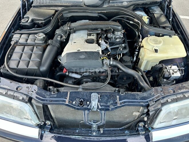 Mercedes C 230 1998, 267,000 km - 2.3 л - Sumqayıt