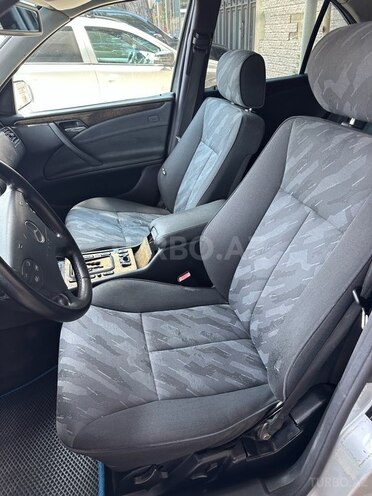 Mercedes E 270 2000, 256,332 km - 2.7 l - Bakı