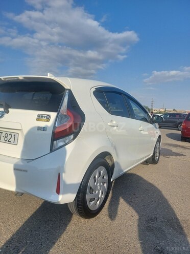 Toyota Aqua 2017, 115,000 km - 1.5 l - Bakı
