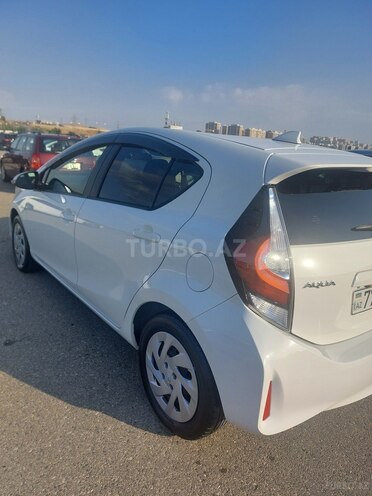 Toyota Aqua 2017, 115,000 km - 1.5 l - Bakı