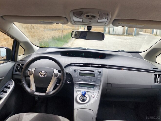 Toyota Prius 2010, 230,000 km - 1.8 l - Bakı