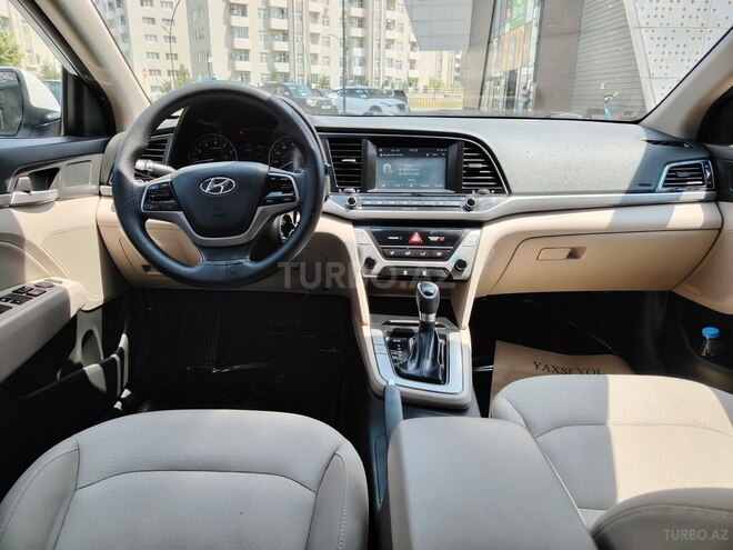 Hyundai Elantra 2017, 104,000 km - 2.0 l - Bakı