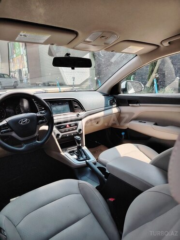 Hyundai Elantra 2017, 104,000 km - 2.0 l - Bakı