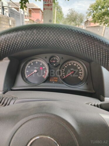 Opel Astra 2009, 217,142 km - 1.4 l - Yevlax