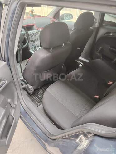 Opel Astra 2009, 217,142 km - 1.4 l - Yevlax