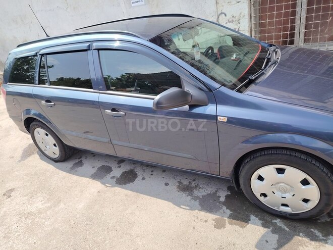 Opel Astra 2009, 217,142 km - 1.4 l - Yevlax