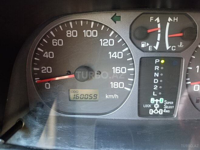 Mitsubishi Pajero io 2001, 162,000 km - 2.0 l - Xırdalan