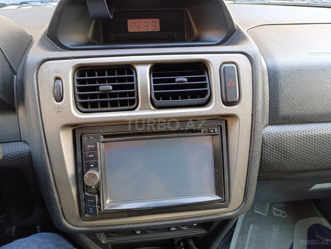 Mitsubishi Pajero io 2001, 162,000 km - 2.0 l - Xırdalan