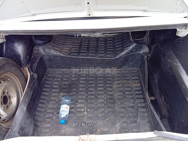 LADA (VAZ) 2107 2009, 33,512 km - 1.6 l - Samux