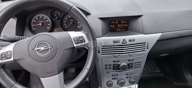 Opel Astra 2009, 199,000 km - 1.4 l - Gəncə