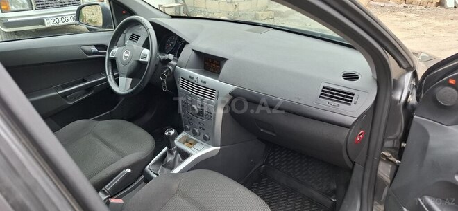 Opel Astra 2009, 199,000 km - 1.4 l - Gəncə