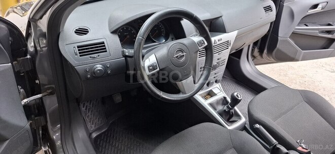 Opel Astra 2009, 199,000 km - 1.4 l - Gəncə