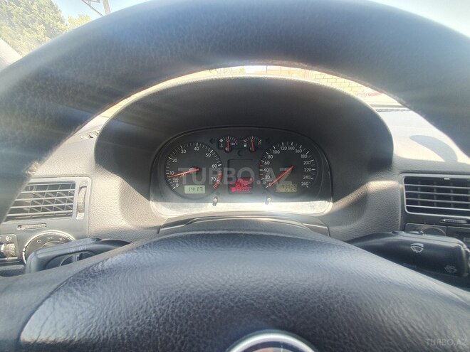 Volkswagen Golf 2000, 194,000 km - 2.0 l - Bakı