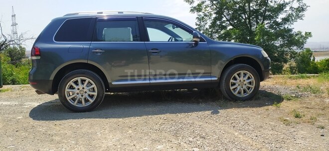 Volkswagen Touareg 2004, 263,700 km - 3.2 l - Bakı
