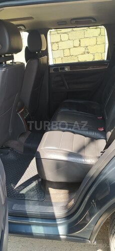 Volkswagen Touareg 2004, 263,700 km - 3.2 l - Bakı