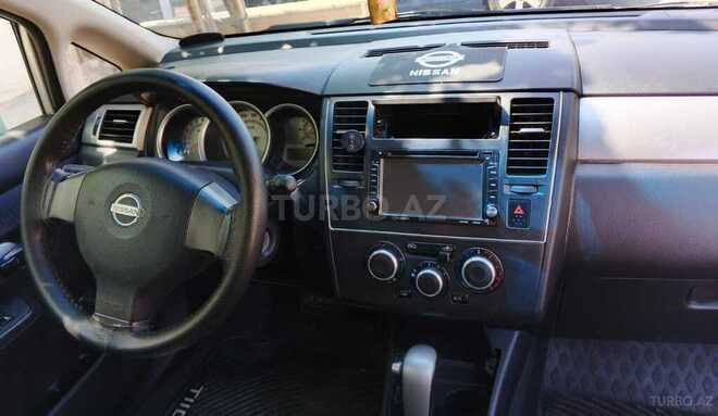 Nissan Tiida-3