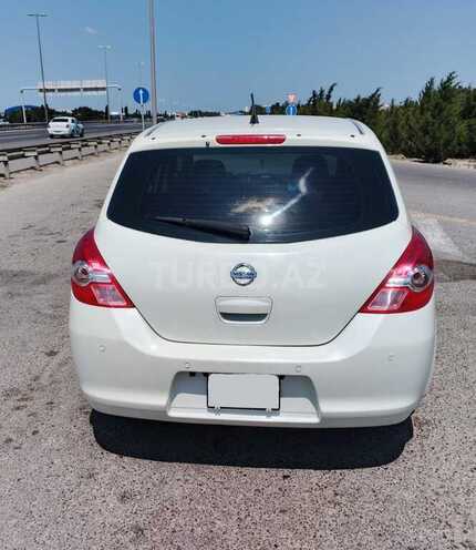 Nissan Tiida-2