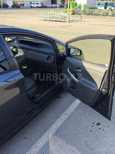 Toyota Prius 2010, 268,800 km - 1.8 л - Bakı
