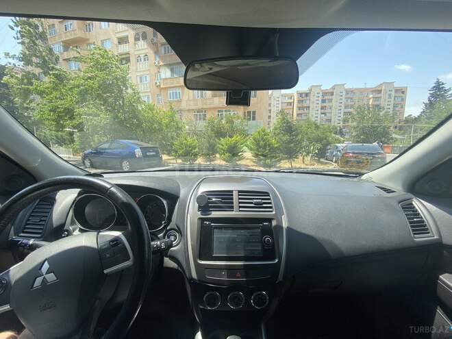 Mitsubishi ASX-10
