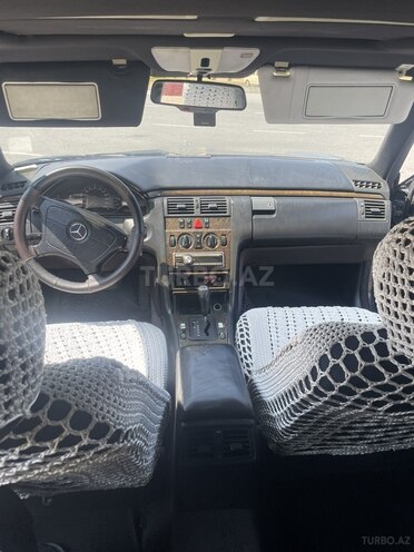 Mercedes E 230 1995, 533,761 km - 2.3 l - Bakı