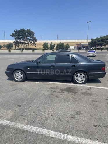 Mercedes E 230 1995, 533,761 km - 2.3 l - Bakı