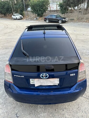 Toyota Prius-2