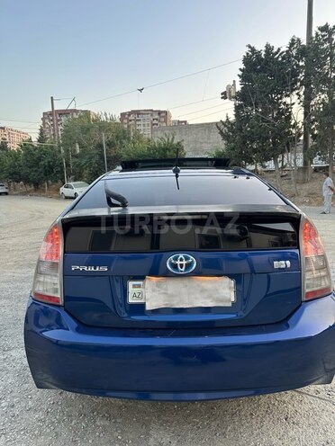 Toyota Prius-10
