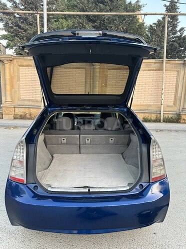 Toyota Prius-15