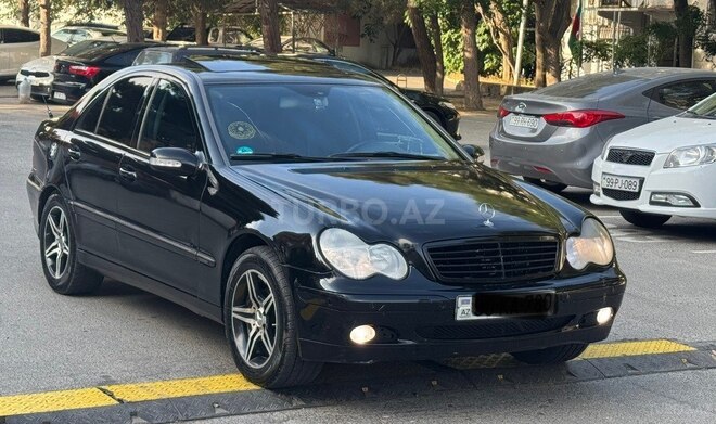 Mercedes C 200 2001, 325,555 km - 2.0 l - Bakı