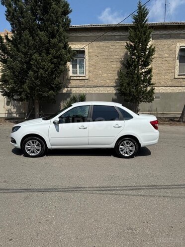 LADA (VAZ) Granta-12