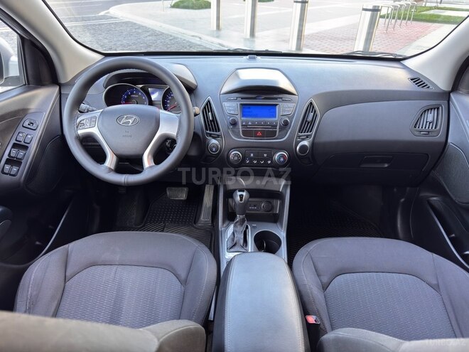 Hyundai ix35 2013, 175,000 km - 2.0 l - Bakı