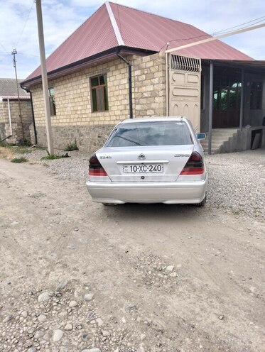 Mercedes C 240 1999, 298,000 km - 2.4 л - Şəmkir