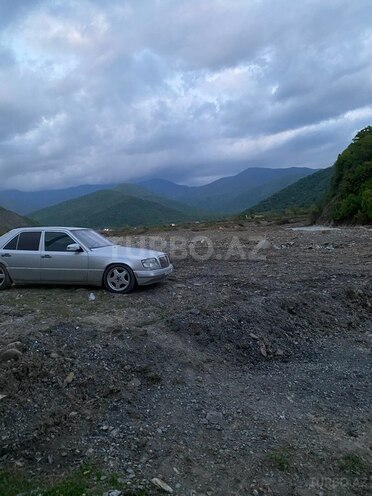 Mercedes E 220 1992, 190,000 km - 2.2 l - Balakən