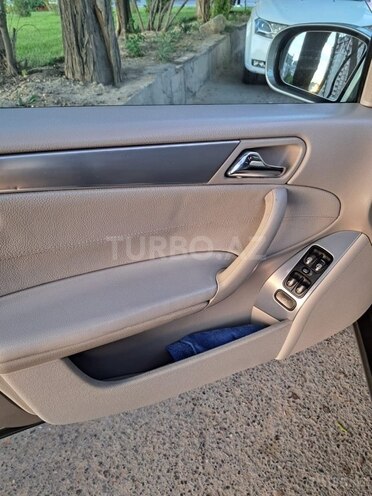 Mercedes C 200 2006, 215,000 km - 1.8 л - Bakı