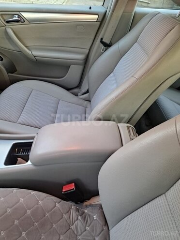Mercedes C 200 2006, 215,000 km - 1.8 л - Bakı