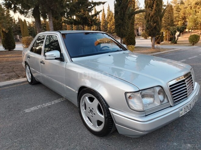 Mercedes E 220 1992, 190,000 km - 2.2 l - Balakən