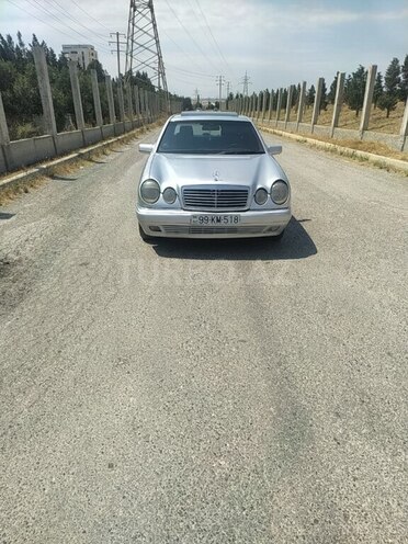 Mercedes E 230 1995, 305,000 km - 2.3 l - Bakı