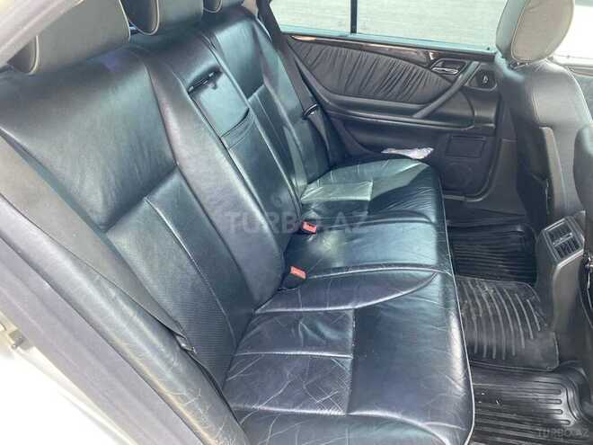 Mercedes E 280 2000, 428,037 km - 2.8 l - Bərdə