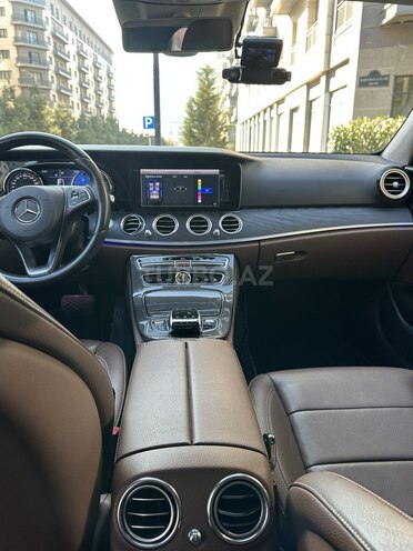 Mercedes E 220 d 2016, 179,000 km - 2.0 l - Bakı