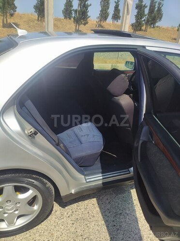Mercedes E 230 1995, 305,000 km - 2.3 l - Bakı
