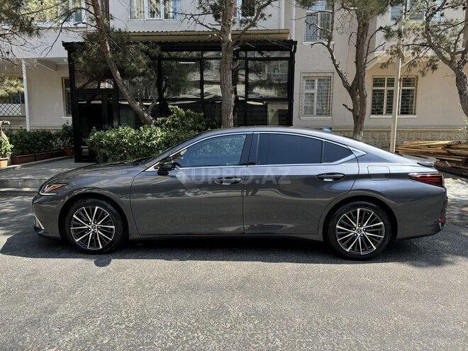 Lexus ES 300h 2023, 38,000 km - 2.5 l - Bakı